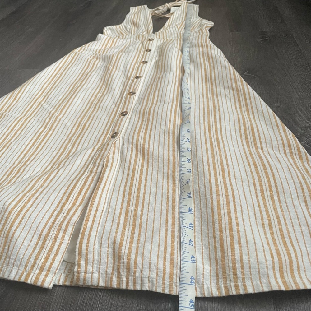 Urban Outfitters Millie Stripe Plunging Cream and Tan Backless Dress - Picture 7 of 13